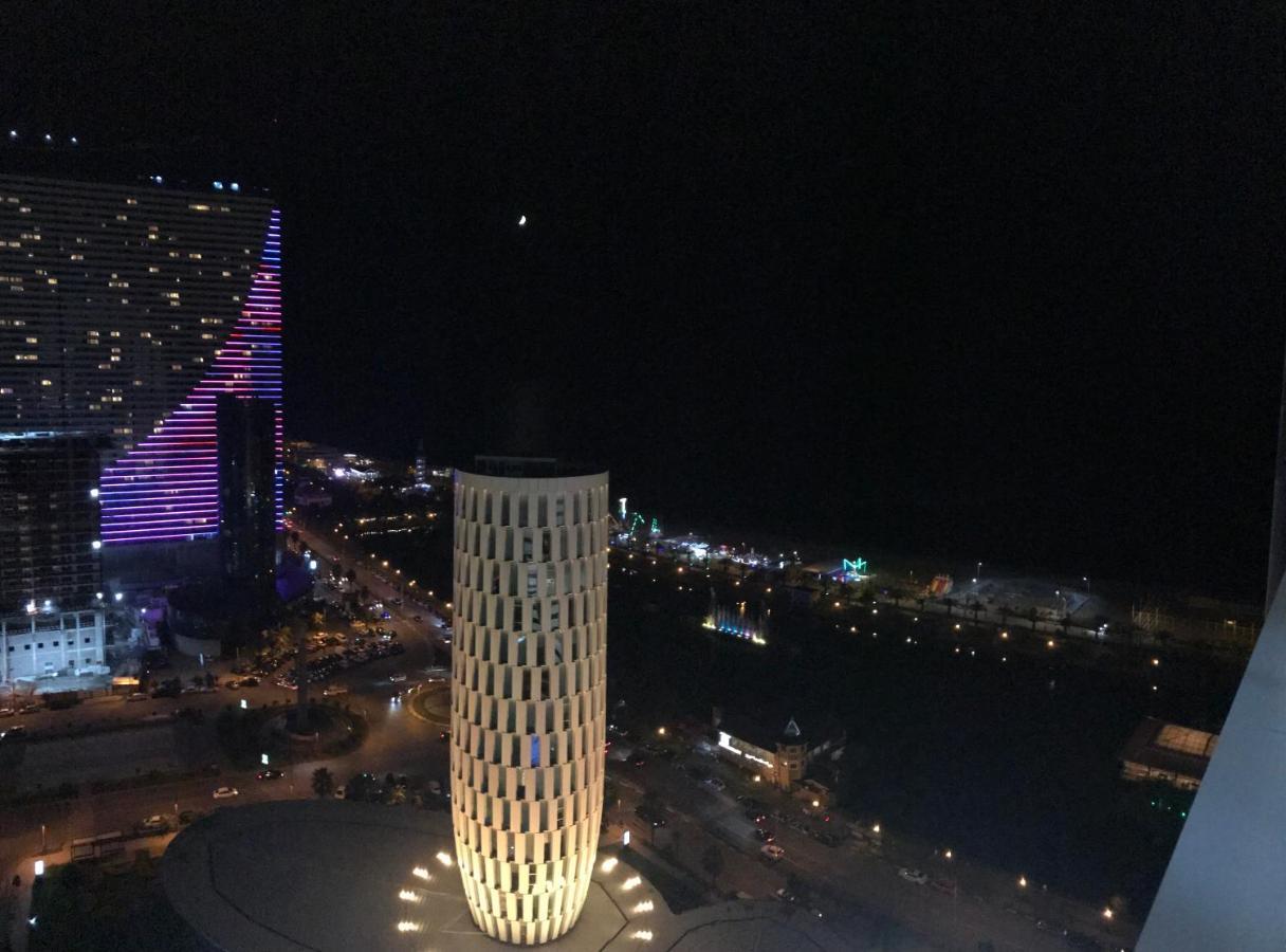 Black Sea VI Dari Apartments Batumi Exterior photo