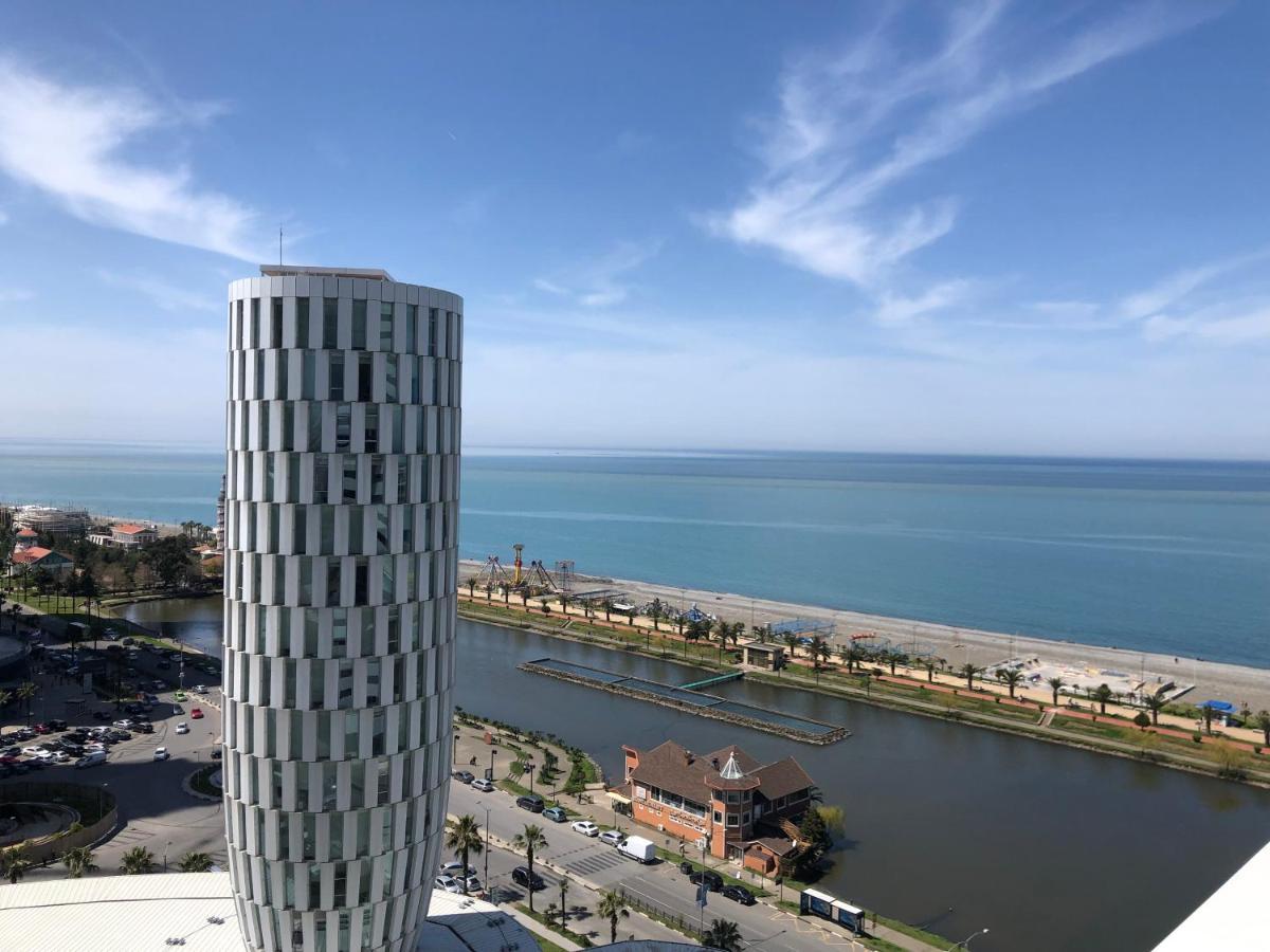 Black Sea VI Dari Apartments Batumi Exterior photo